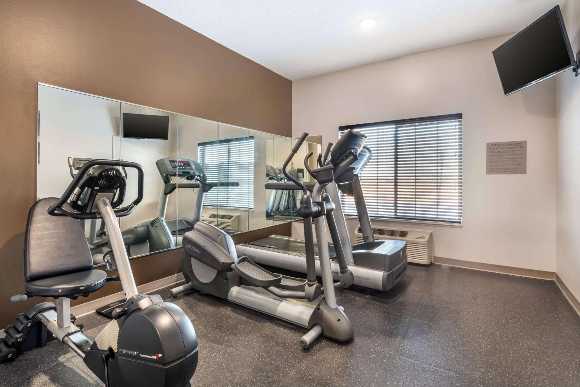 Country Inn & Suites By Radisson, Watertown, Sd Buitenkant foto