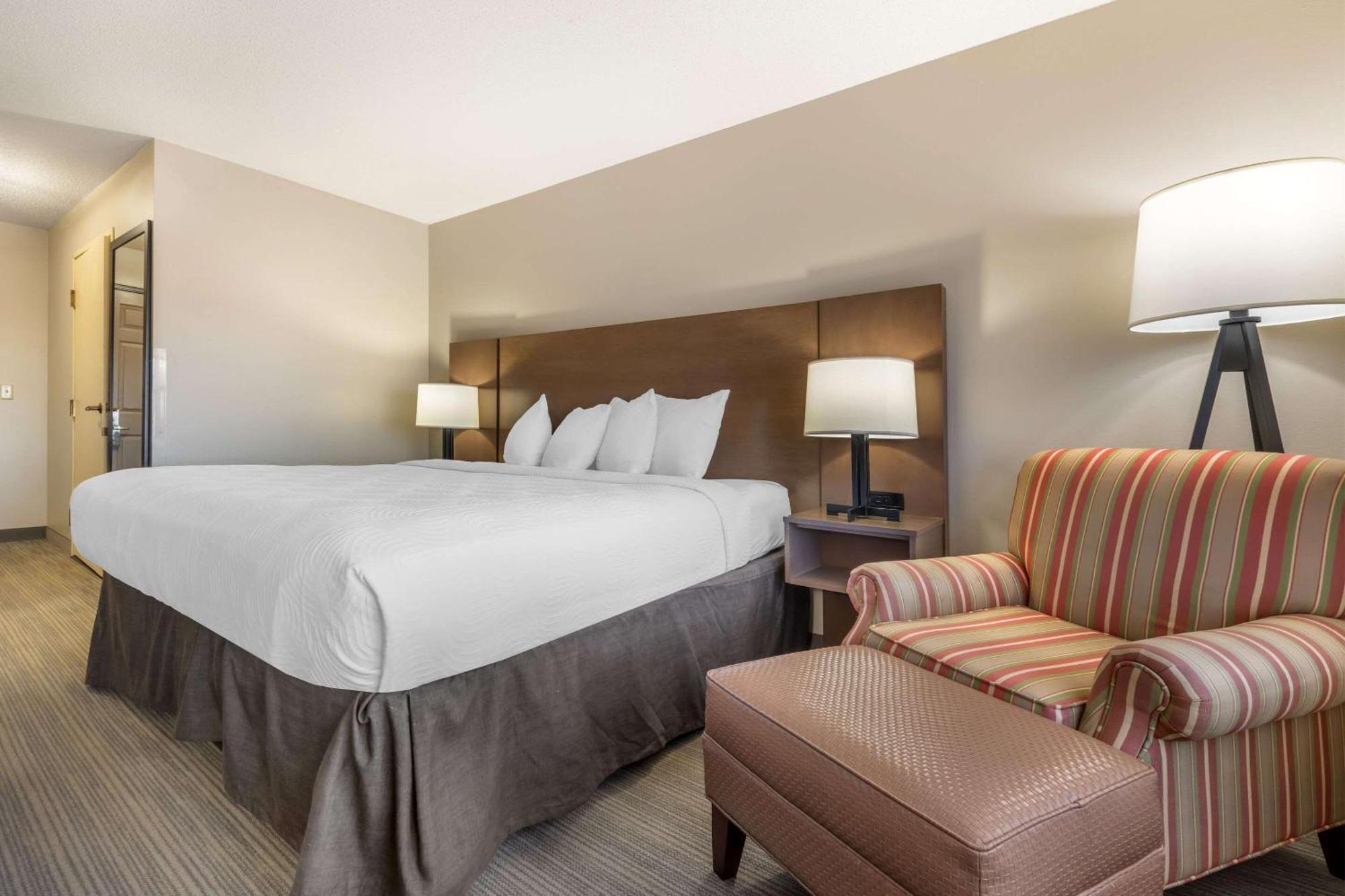 Country Inn & Suites By Radisson, Watertown, Sd Buitenkant foto