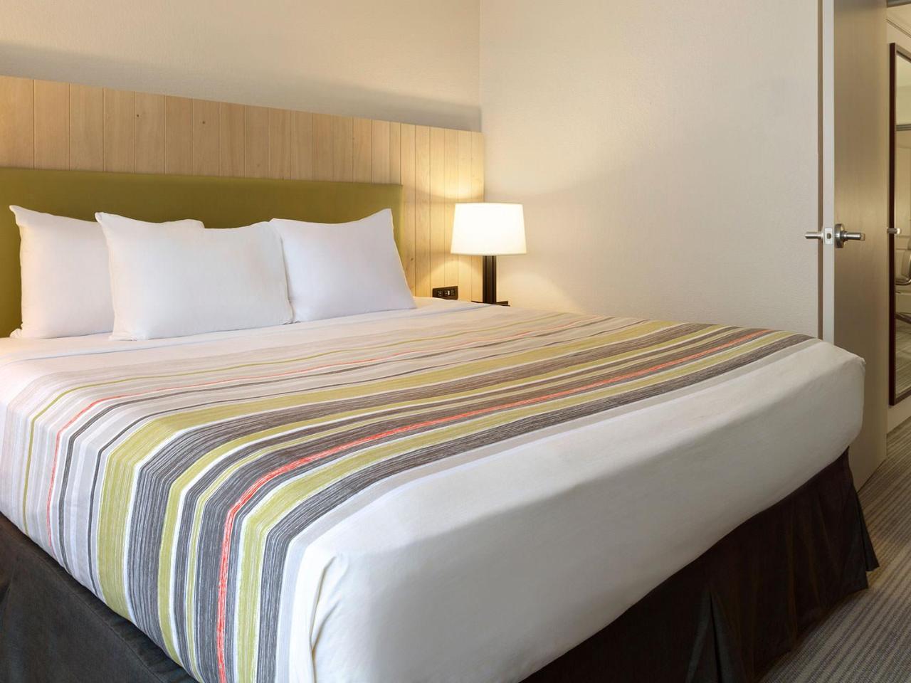 Country Inn & Suites By Radisson, Watertown, Sd Buitenkant foto