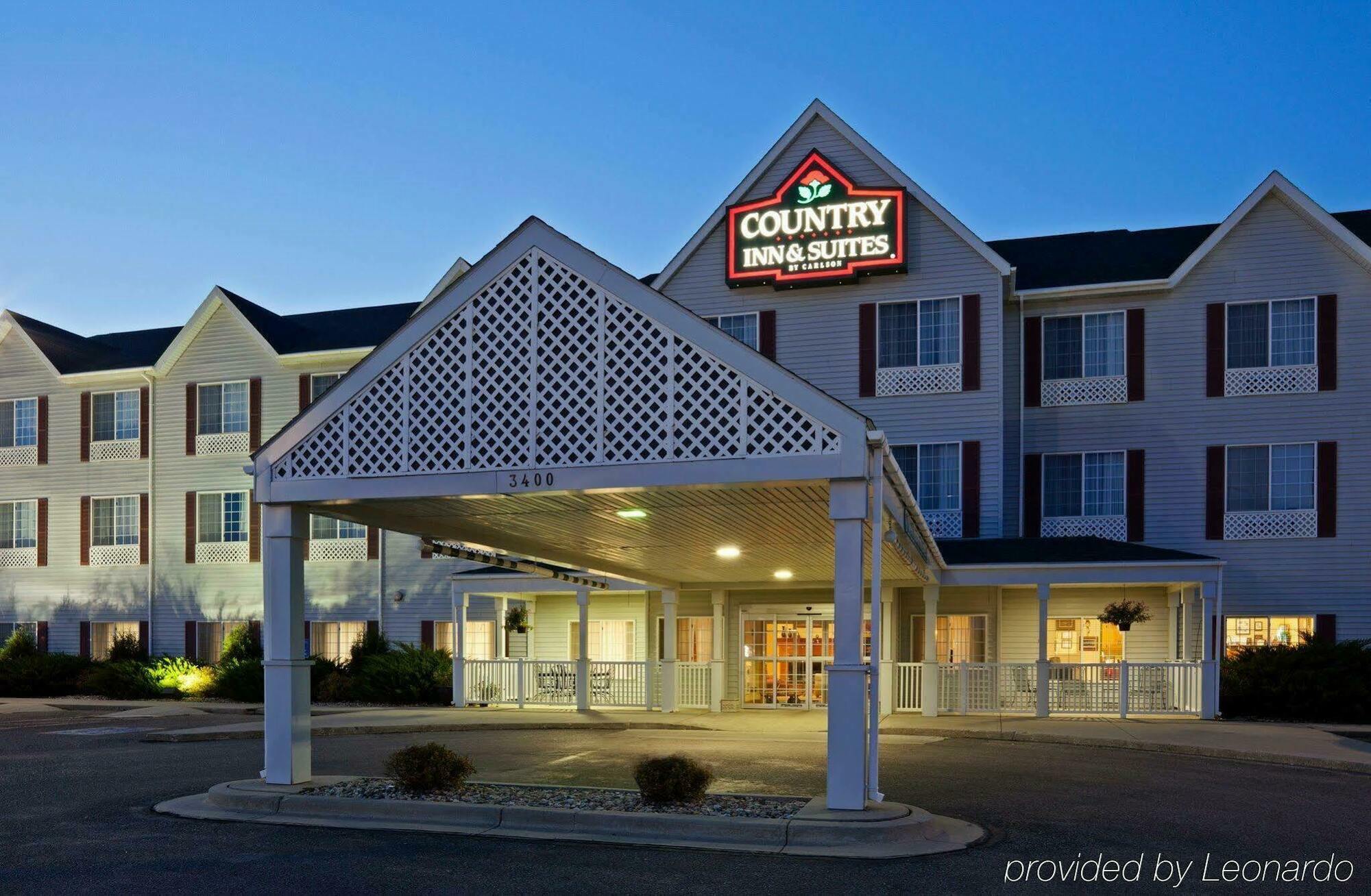 Country Inn & Suites By Radisson, Watertown, Sd Buitenkant foto